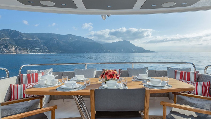 INSOMNIA Yacht INSOMNIA Yacht